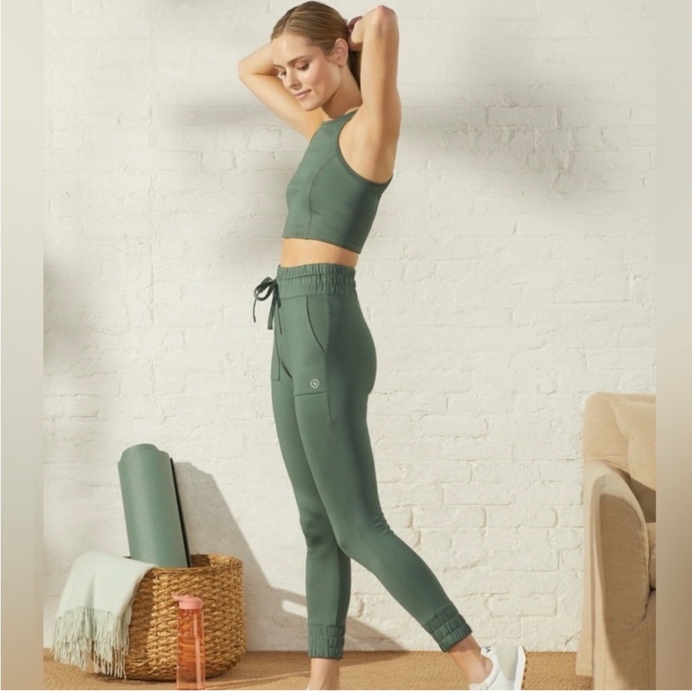 NWT UpWest GO Rib Legging in Basil, Women’s Small